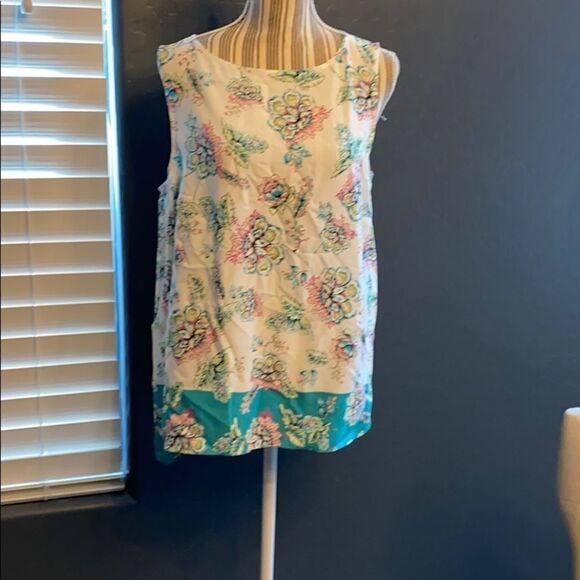 J. Jill Tops - 2/$15‎ J Jill tank top silky floral white and blue